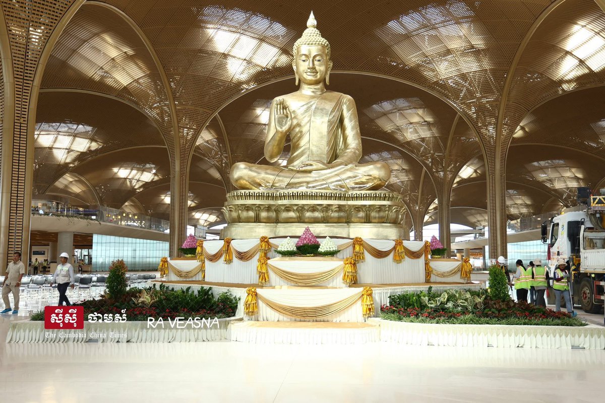 OBvlogs's tweet photo. New Cambodian International Airport with a huge Buddha statue. https://t.co/8jL8RZgpvO