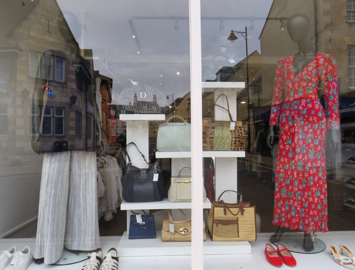 ArchLabelAgency's tweet image. No one does retro as well as Rixo - the silhouettes and prints are pure vintage ❤️ On the left Toast denim tunic £50, size 10 #meandem striped flared trousers £50, size 10 💙🤍 stunning floral backless #rixo dress £100, size 10 ❤️💐