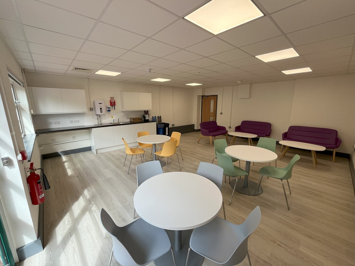 We're thrilled to share that the refurbishment of the Heathview Community Hub has been completed! 
lnkd.in/eFwCPgq2  The transformation includes new gym area, training rooms, clinic rooms, community event space, offices, toilets &amp; changing areas 
#loveconstruction #nhs