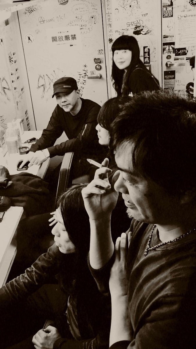 本日またひとつ年を重ねました。日曜日は下北沢251でLIVEです。是非お越しこださいませ。
LUCY‘S DRIVEは3番手20:00〜を予定しています

予約　tiget.net/events/407003