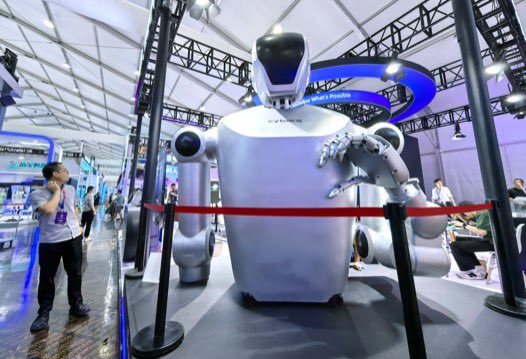 BeijingDiscover's tweet image. On August 8, the #2025WorldRobotConference opened in Beijing E-Town—in the very center of a city where robots are stepping into daily life!

In Beijing, robotics has moved far beyond factories and labs. From robot parks and medical robots in hospitals to AI-powered classrooms,…