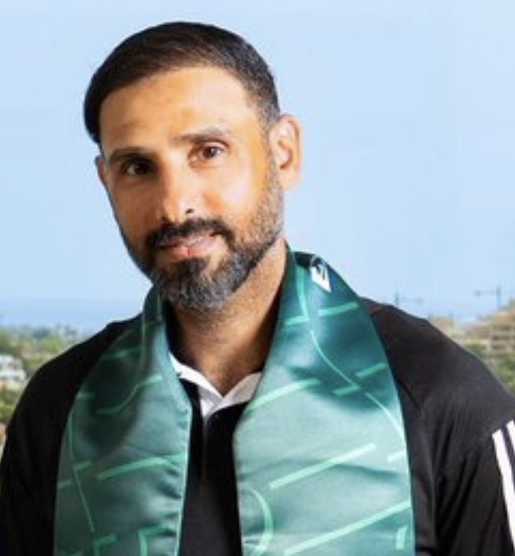 أرى أن التحدي الأقوى لسعد الشهري هو إستعادة شخصية #نادي_الإتفاق فالشهري في تحدٍ كبير والإدارة جهزت إحتياجات #الإتفاق وضمت بعض اللاعبين وأتمنى أن يجد الكابتن سعد طريقاً لصنع شخصية للفريق ، #الإتفاق بحاجة لإستعادة شخصيته ومدربنا الوطني لديه مرونة كبيرة خلال المباريات •