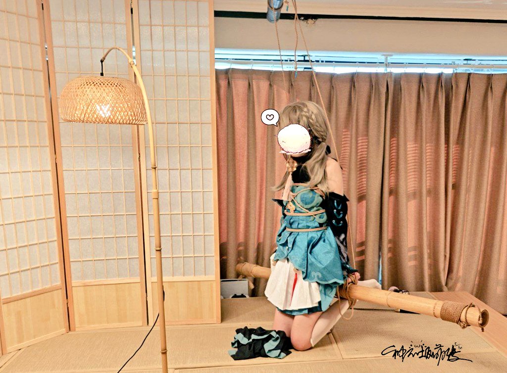 青雀在赌光了身上带的所有钱钱之后，终于不服输的决定把自己也赌出去。结果还是失败了呢～
“愿赌服输，青雀可要好好用身体还债哦”
🏠： <a href="/xixidebaoxiang/">熙熙の伊甸之外</a> 
受害者： <a href="/iMoeAya/">神楽坂 萌绫🏳️‍⚧️</a>