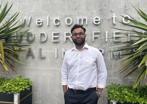 🗣️"it really inspired me"

Meet Abhi - When he was just 14-years-old, he visited <a href="/CHFTNHS/">Calderdale and Huddersfield NHS Foundation Trust</a> to shadow their former Chief Executive.

Now, years later, he's on a journey to becoming a doctor at the very place that sparked his dream!

Abhi's story: cht.nhs.uk/news/abhis-jou…