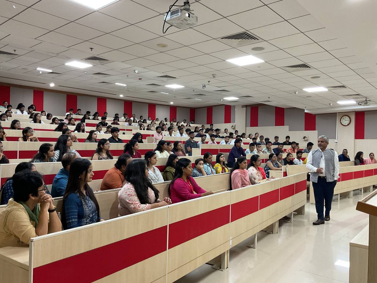 Mahindra University- School of Law tweet media