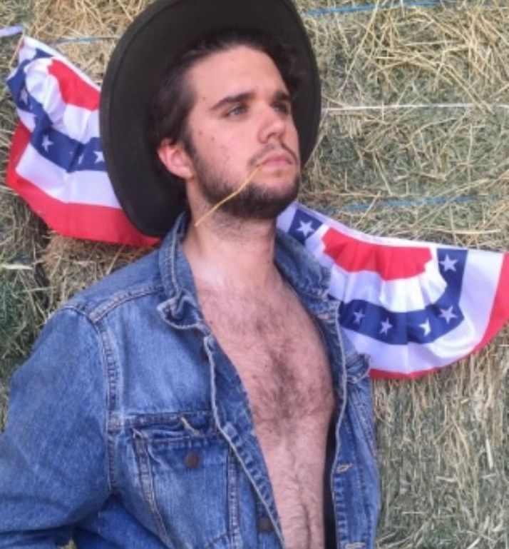 💭 (@servingsmosh) on Twitter photo 