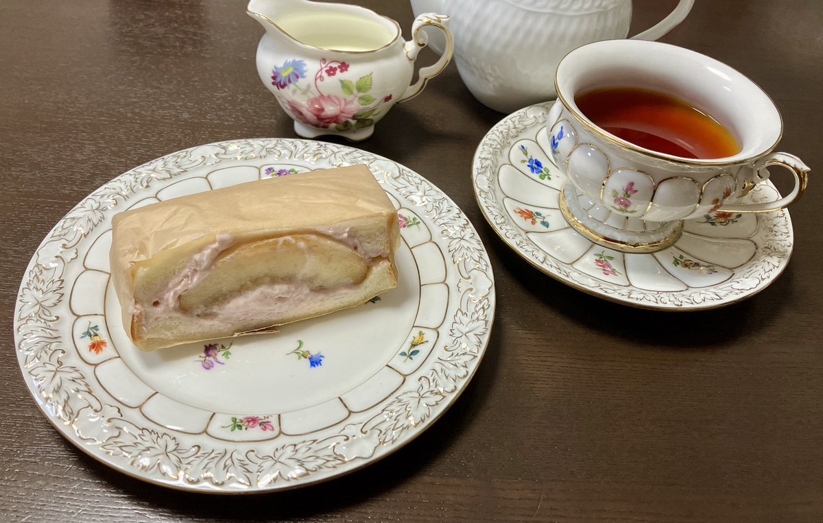 王　マイセン　割れ　確認用　4+1 ドイツの名窯マイセン 日本公式サイト|マイセン 2023年干支