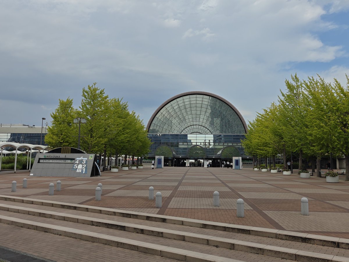 emc9_'s tweet image. INTEX my beloved. Going to be busy soon.

#マジカルミライ2025