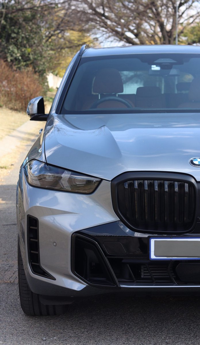 Mimas Motoring tweet media