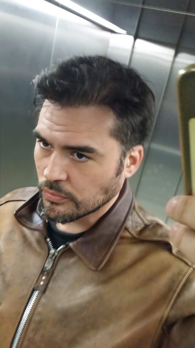 Putrefacha. (@putrefacha) on Twitter photo Por ser tú. Por ser tú.