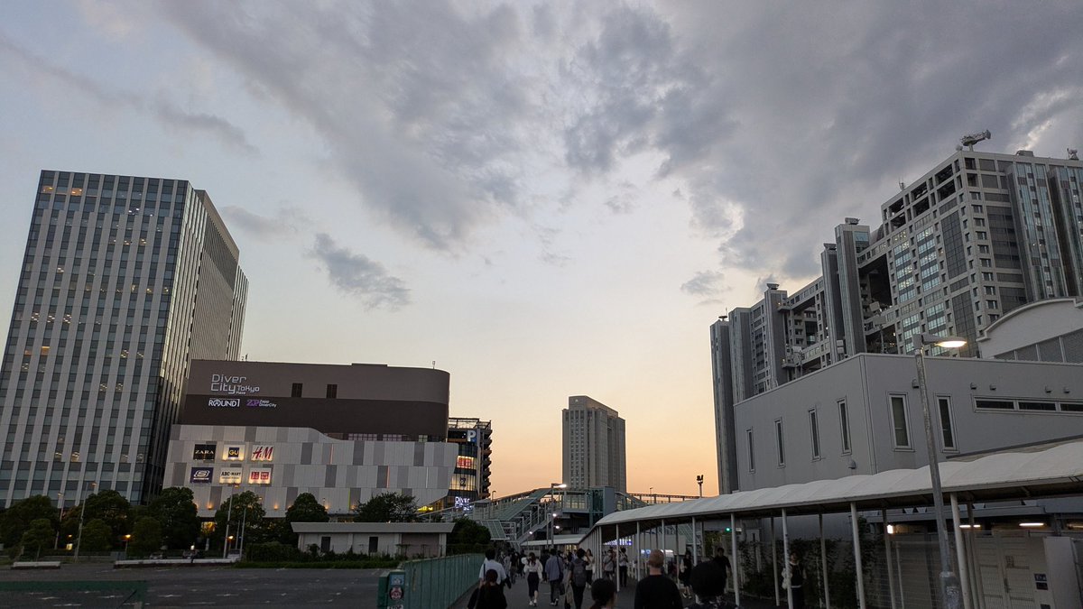 ロズベット💧🍅🌸☕ (@rostheater) on Twitter photo 