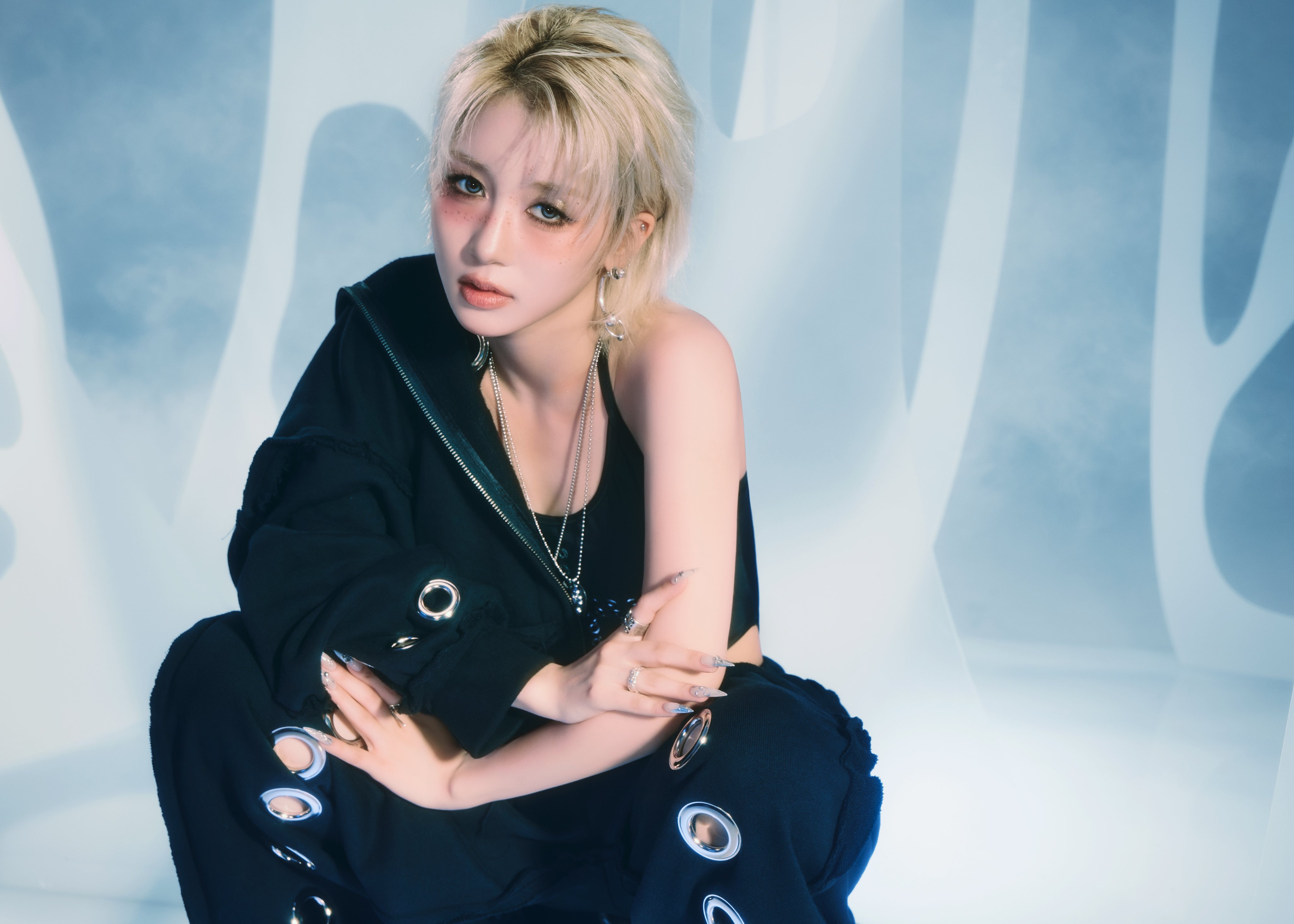 Gx0gUesbsAcmOhd?format=jpg&name=4096x4096