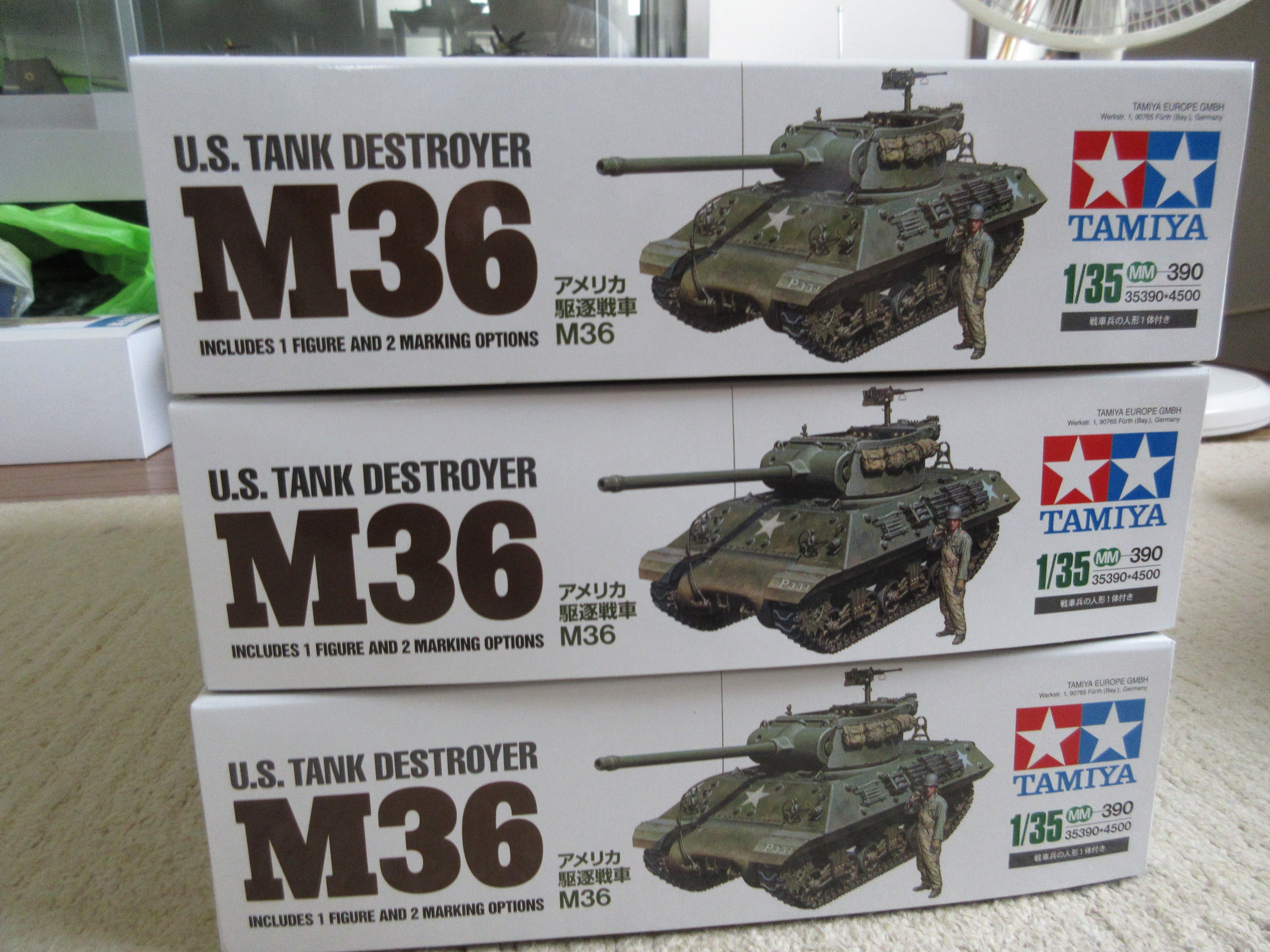 【匿名配送】洋書　The Sherman 米軍　シャーマン　戦車　英語 匿名配送】洋書 The Sherman 米軍 シャーマン 戦車 英語 Amazon
