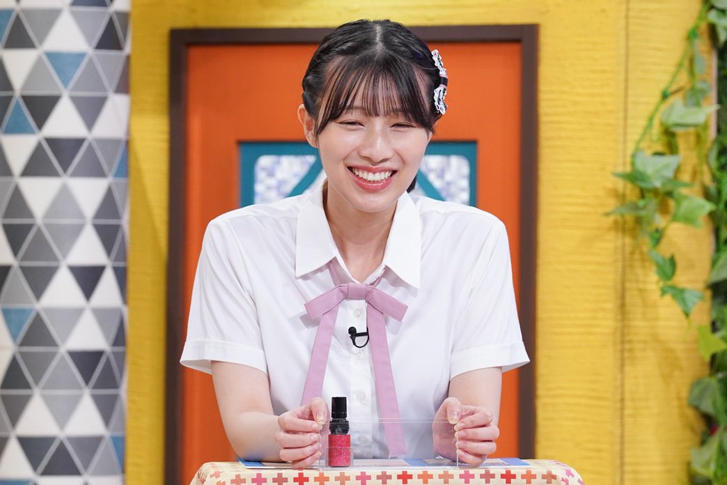 明日の #土ダメ！ は…
8/9(土)お昼3時55分から放送✨

ゲストは…
土ダメ！初登場！！
#鈴木福 さん😆

#赤の他人は誰だ
福くんと一緒に
“幸せ家族に紛れこんだ『赤の他人』”を
推理しましょう🧐
 
#土曜はダメよ #藤井隆 #YOU #桂小枝 #フットボールアワー #NMB48 #安部若菜 #三鴨くるみ