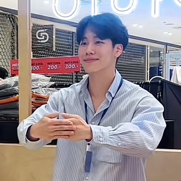 พี่22น้อง26 tweet media
