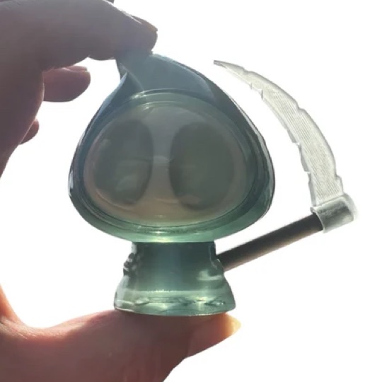 #TOYSREVILTOYNEWS: "REAP" from <a href="/czee13art/">czee13</a> available now on czee13.com, with this 3" tall (with scythe) resin-made collectible priced at £66.60 per. #SoldOut iOS the Ghost Chase (£80).

#czee13art
#toynews
#toysblog