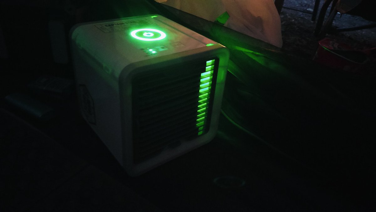 山でまぁまぁ涼しいんで、旧型ここ冷えで十分クーラーになる。