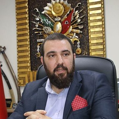 Halk TV: "Üniversite diploması sahte çıkan II. Abdülhamid'in torunu Kayıhan Osmanoğlu'nun asker kaçağı olduğu öğrenildi."