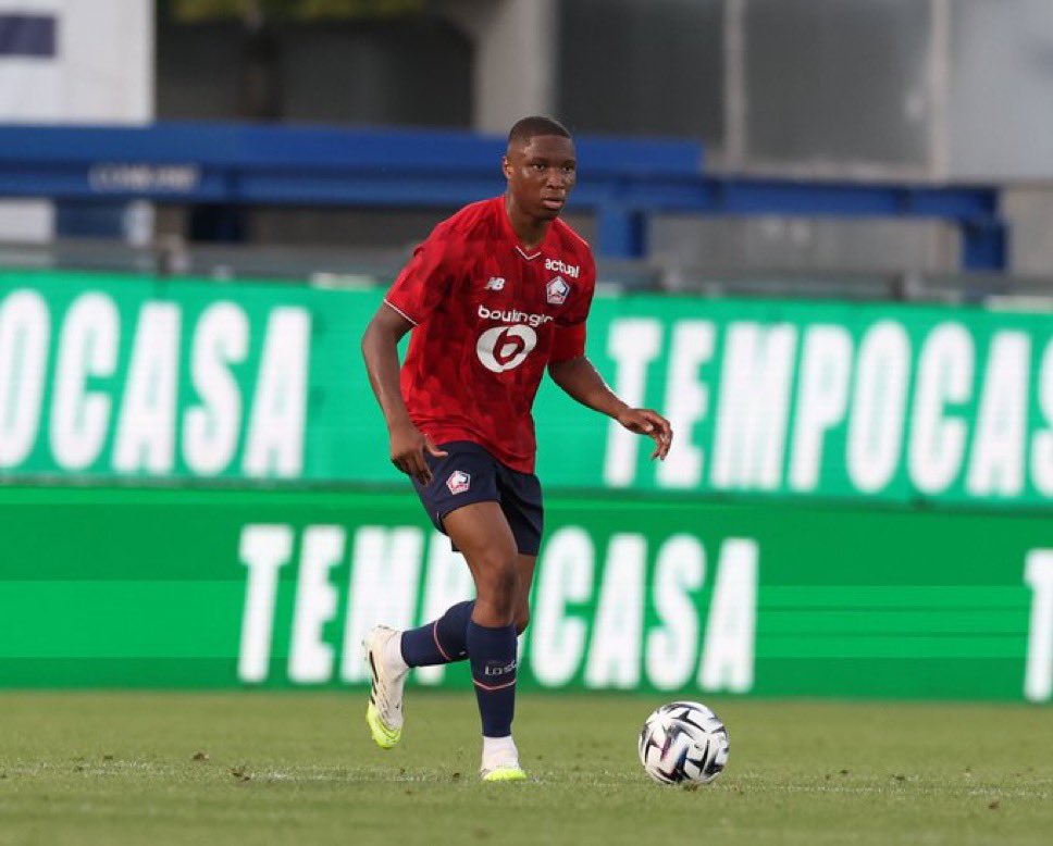 All things football ⚽️ 🥶❤🐐 (@lu32luma) on Twitter photo 🚨 Bournemouth have made an offer of around €40M for Bafodé Diakité, which is close to Lille's demands. 👀💰
He will replace Ilya Zabarnyi, who is set to join PSG.
(Source: <a href="/LeMechenoua/">Marc Mechenoua</a>) 🚨 Bournemouth have made an offer of around €40M for Bafodé Diakité, which is close to Lille's demands. 👀💰
He will replace Ilya Zabarnyi, who is set to join PSG.
(Source: <a href="/LeMechenoua/">Marc Mechenoua</a>)