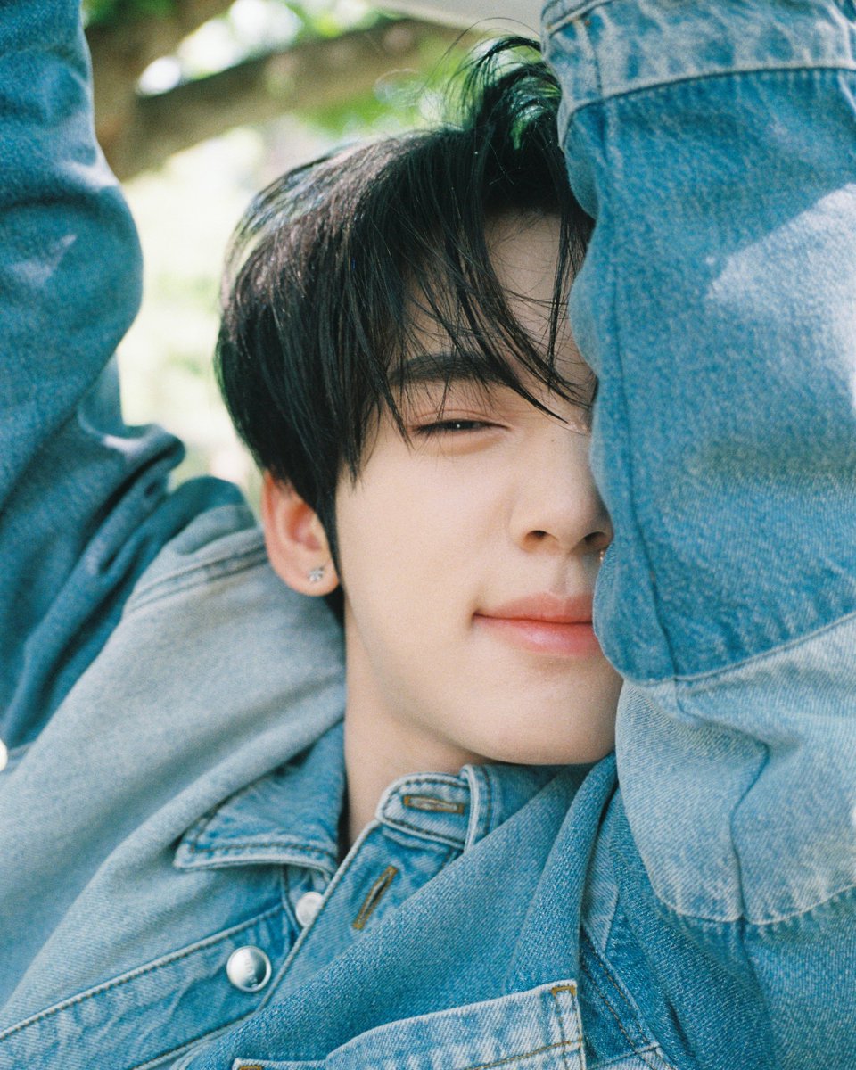 ZEROBASEONE HAN YUJIN あっち向いてホイ負けver