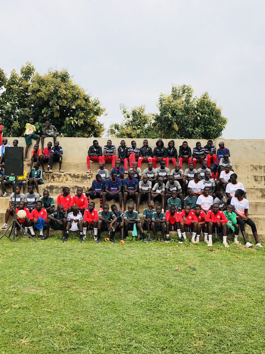 EntebbeCL's tweet image. Final day of the WestNile giving football tournament in Adjumani 🔥
Celebrating culture,promoting sports and environmental conservation #entebbecorporateleague #scorebeyond #sports #sembezaafrica
