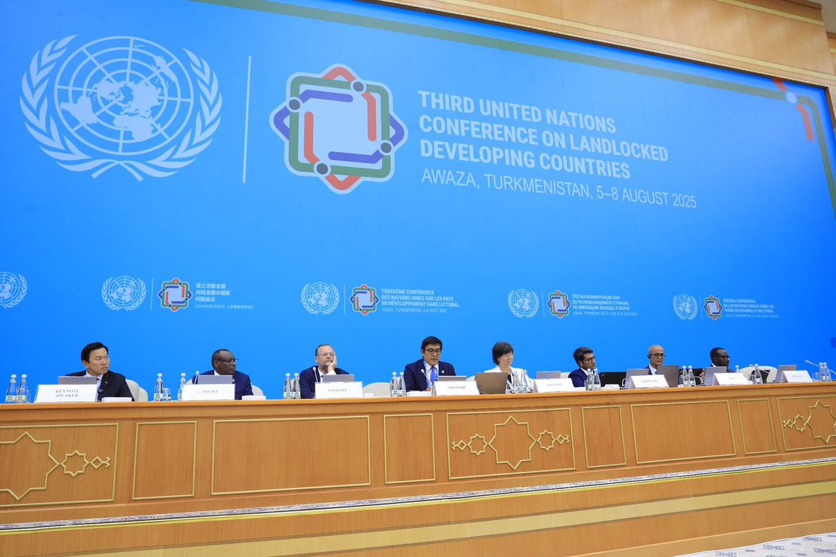 Монгол Улсын Тэргүүн Шадар сайд бөгөөд Эдийн засаг, хөгжлийн сайд Н.Учрал Туркменистан Улсын Аваза хотноо Далайд гарцгүй хөгжиж буй орнууд (ДГХБО)-ын асуудлаарх НҮБ-ын Гуравдугаар бага хурлын “Бүтцийн өөрчлөлт, эдийн засгийн төрөлжилт болон шинжлэх ухаан, технологи, инновац нь