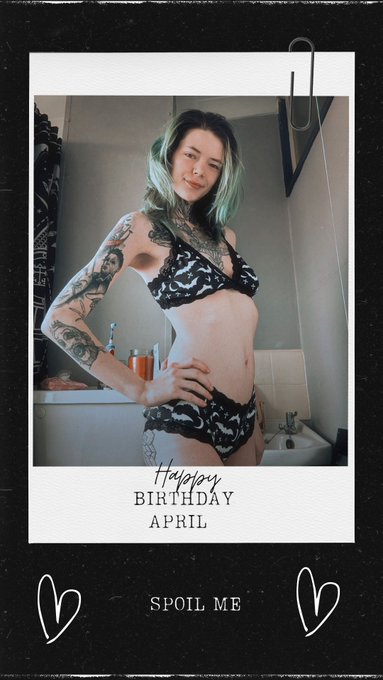 Watch April🕷️Addams's leaked NSFW photo on TwXstars