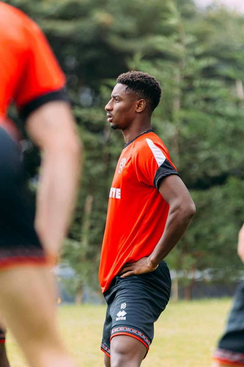 SheffieldUnited's tweet image. Soumaré settling in 👊