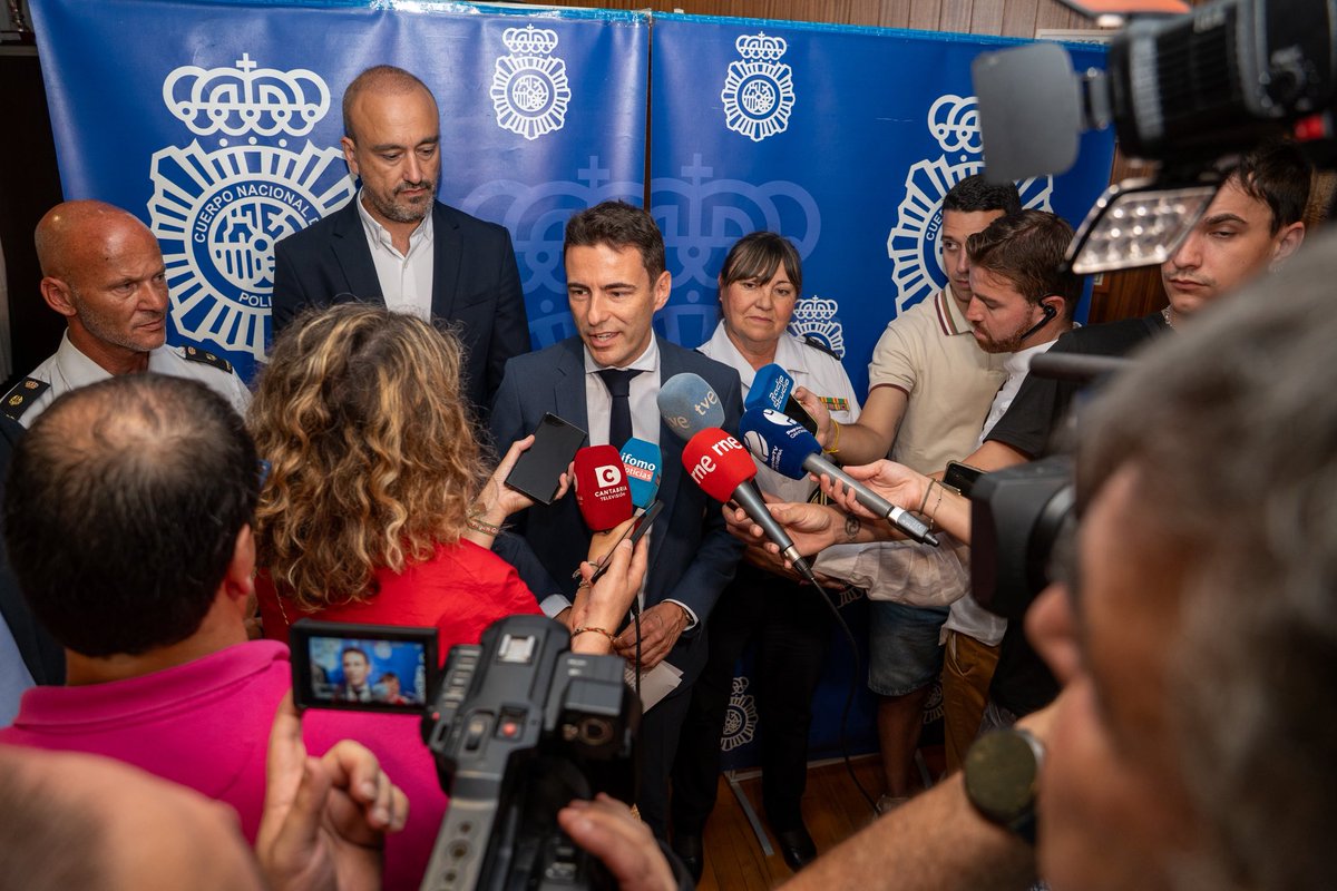 Torrelavega es una ciudad segura y va a serlo también durante las fiestas de La Patrona 2025.

Explicamos el dispositivo especial de seguridad junto al alcalde <a href="/javitorrelavega/">JAVIER LÓPEZ ESTRADA</a> y la Jefa Superior de <a href="/policia/">Policía Nacional</a> en Cantabria, Carmen Martínez.