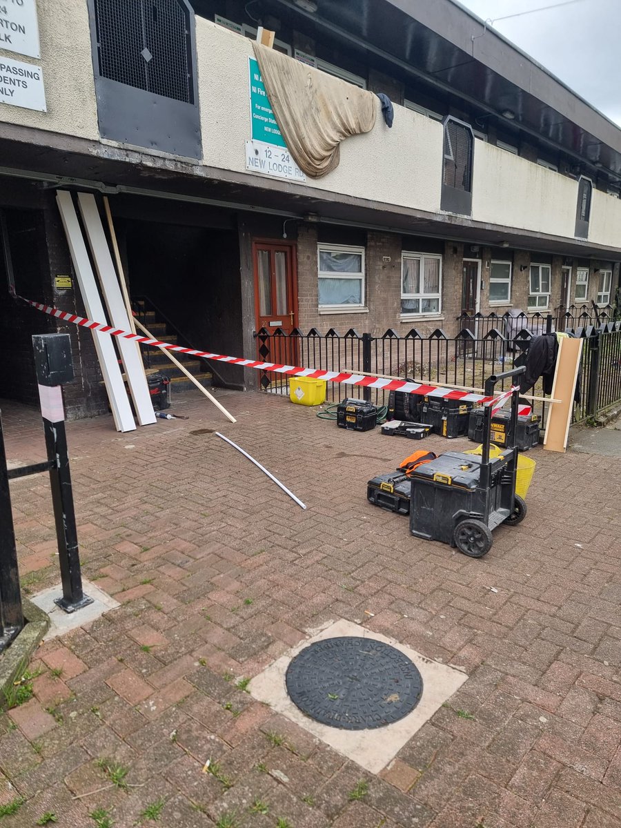 CRJI Central (@crjicentral) on Twitter photo #CRJI #NewLodge thanks to Martin & James C <a href="/nihecommunity/">Housing Executive</a> , Responding to residents urgent repairs. Resident delighted for the response #Pinkerton <a href="/michaeloh67/">Michael O'Hara</a> <a href="/ExecOfficeNI/">The Executive Office</a> #CRJI #NewLodge thanks to Martin & James C <a href="/nihecommunity/">Housing Executive</a> , Responding to residents urgent repairs. Resident delighted for the response #Pinkerton <a href="/michaeloh67/">Michael O'Hara</a> <a href="/ExecOfficeNI/">The Executive Office</a>