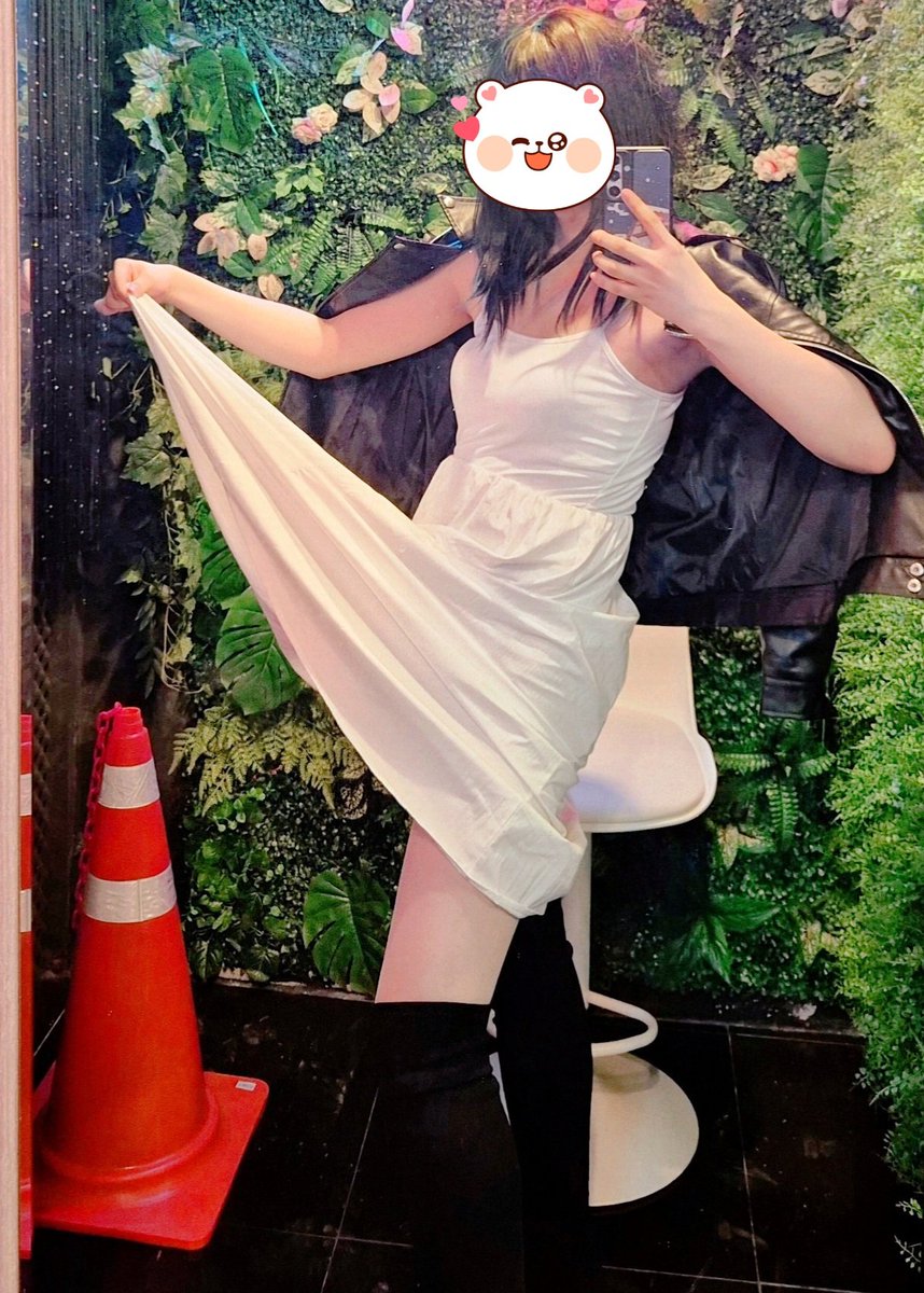 노출 늘려서 찍기!

#시디 #여장 #crossdresser #femboy #otokonoko #男の娘 #女裝 #CD #sissy #伪娘 #女装子 #男娘