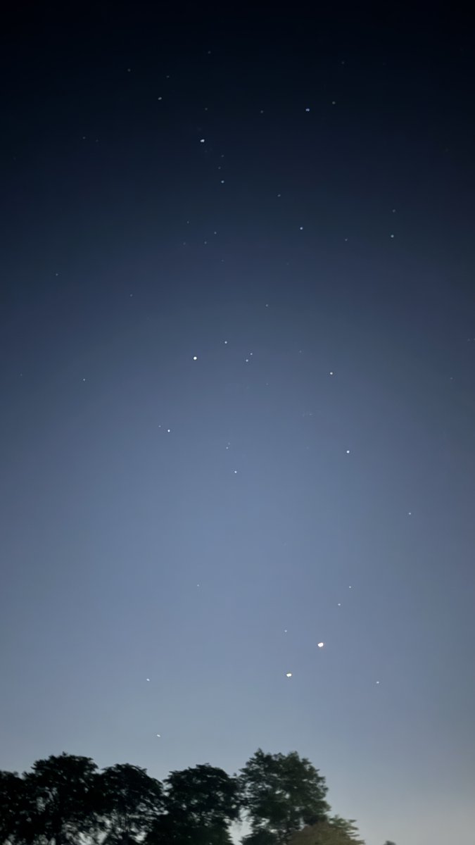OOMAN_X (@ooman_x) on Twitter photo A lot less haze from the wildfires in northern Hellinoiz on my way in this morning.  You could actually see some stars.  Jupiter & Venus (towards the bottom) were SUPER bright again this morning. A lot less haze from the wildfires in northern Hellinoiz on my way in this morning.  You could actually see some stars.  Jupiter & Venus (towards the bottom) were SUPER bright again this morning.