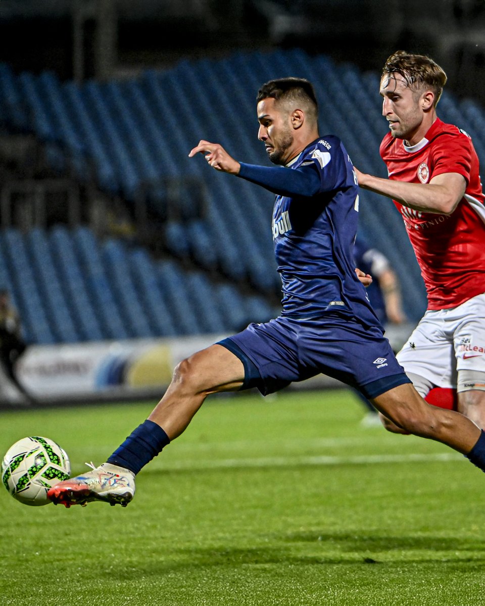 Henrique Pereira estreou-se com a camisola do 𝑺𝒂𝒏𝒕𝒂 𝑪𝒍𝒂𝒓𝒂 🤩

#UECL #NaEuropaPelosAçores #PaixãoPelosAçores