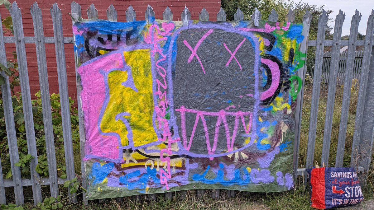 Wrapping up another great week of spray paint sessions with <a href="/SandwellYouth/">Sandwell Youth Service</a> at Lion Farm! 🎨 <a href="/sandwellcouncil/">Sandwell Council</a> #summerholidays #graffiti #workshops