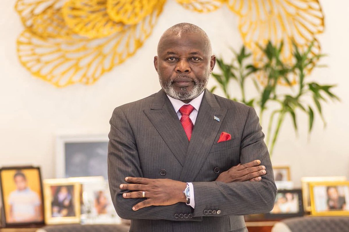 Perte de vitesse, processus de divorce, qu'est devenu le CACH, le FATSHIVIT?

Tous les parrains sont devenus indésirables.