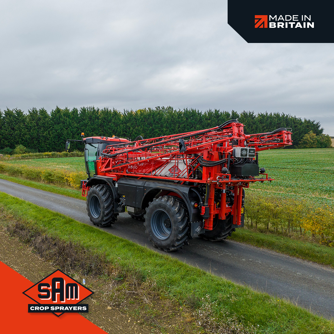 On busier roads, drivers now have extra support with the installation of high level road and indicator lights - helping them stay alert and safe on their journeys!