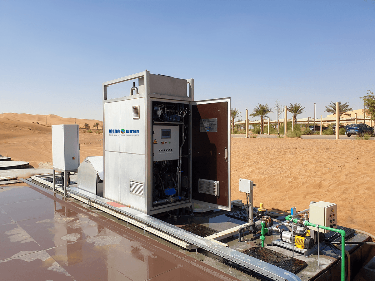 HUBERMENAWater's tweet photo. We’re proud to share the successful installation of our MENA-Water MBR Package Plant (Model MR25-U) at a prestigious 5-star resort located in the southern region of Sharjah, UAE, nestled within 230,000 m² of pristine desert landscape.
#MENAWater #HUBER #MBRTechnology https://t.co/84hcndF8I7
