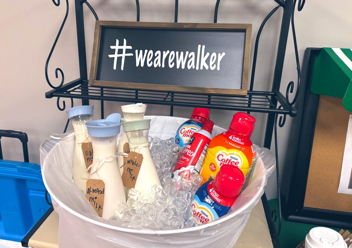 ToyGrowsGreen's tweet photo. @CFISDWalker Coffee bar was lit 🔥☕️✨Caffeine, connections and cool conversations✨🤍💫🤍#wearewalker #readytoglow 🐾💙 https://t.co/kFQg6e89mb
