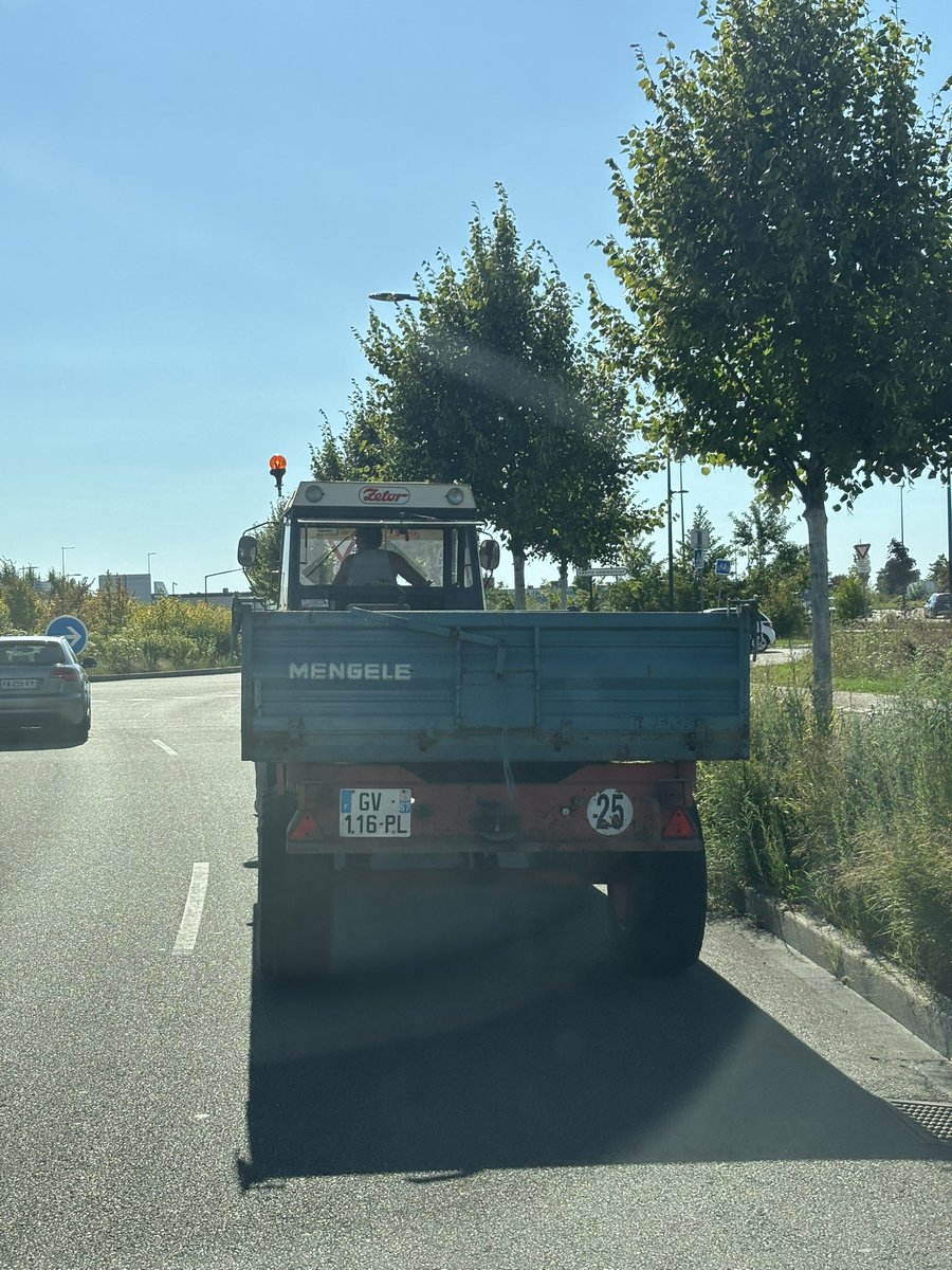 Quand t’en avais marre de la médecine et que t’as préféré te lancer dans l’agriculture.