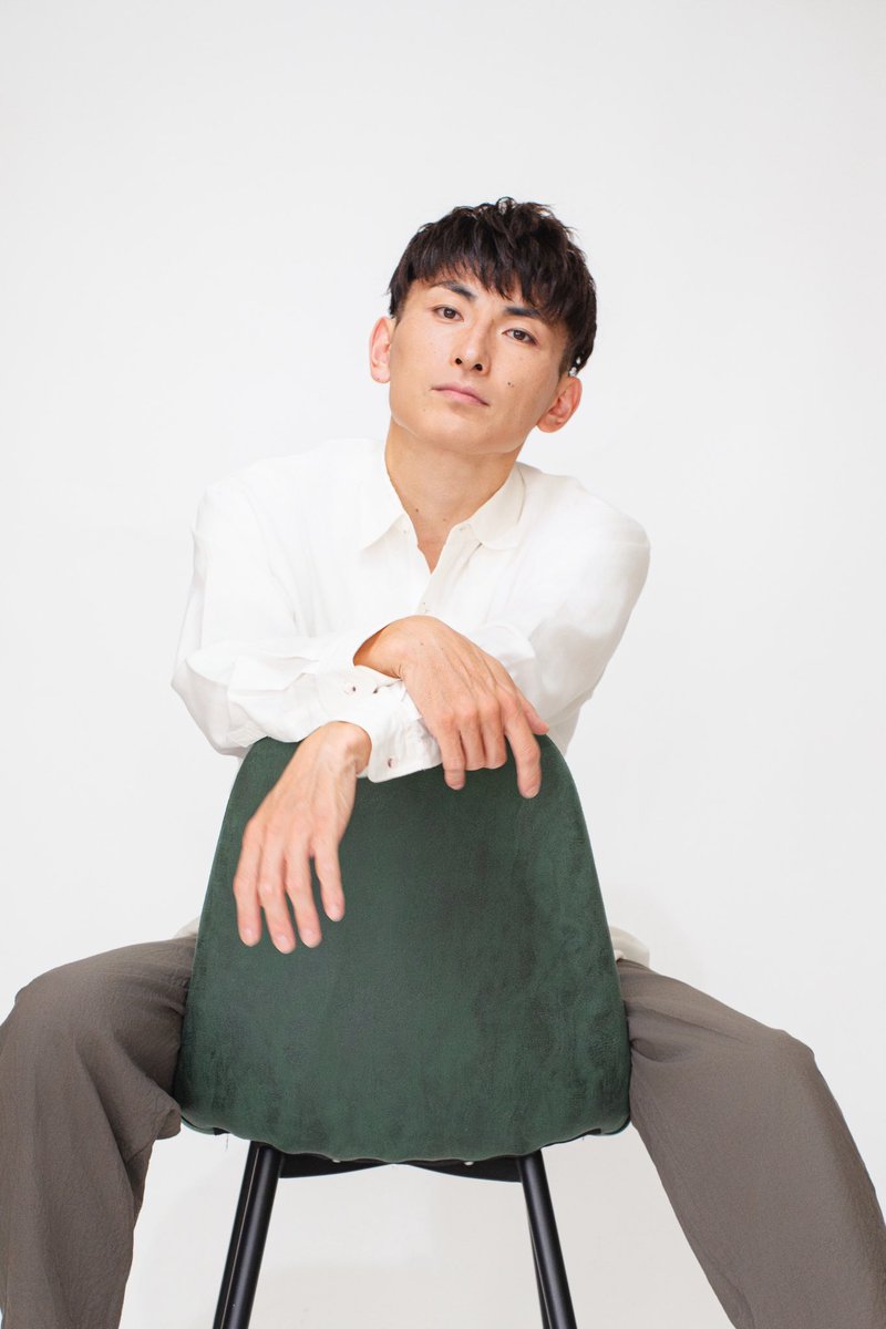 2025.8.8
✨新しいアーティスト写真✨

春頃に【木島ユタカ】→【喜嶋ユタカ】にしれっと改名も➰以前に使っていた字面に戻しました。この名前がとても気に入っていたのと、素敵な縁を沢山いただけた名前だったので。また気持ちを新たに❤️‍🔥

これからもよろしくお願いします💫

photo by <a href="/saka___taku/">坂本卓也 -Takuya Sakamoto-</a>