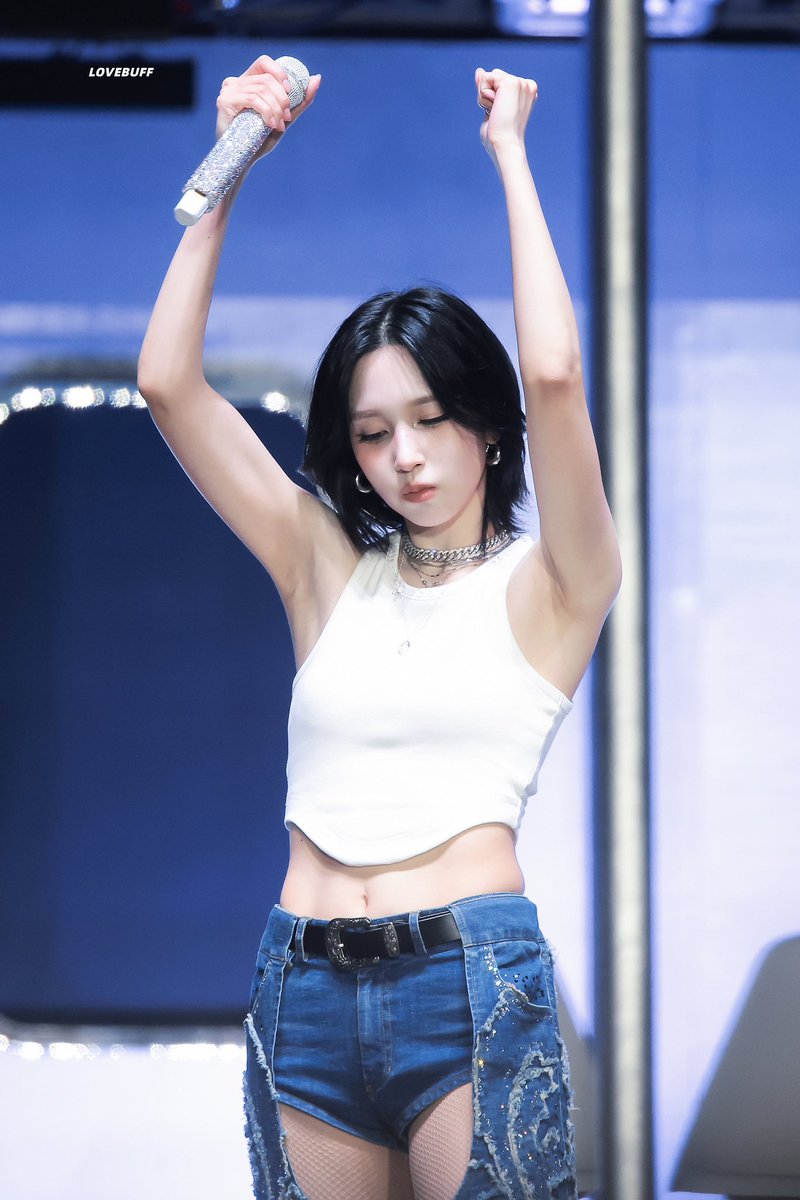 _LOVEBUFF_'s tweet image. 250802 lollapalooza

Catch! 👅！

#TWICE #트와이스 #MINA #미나 #ミナ