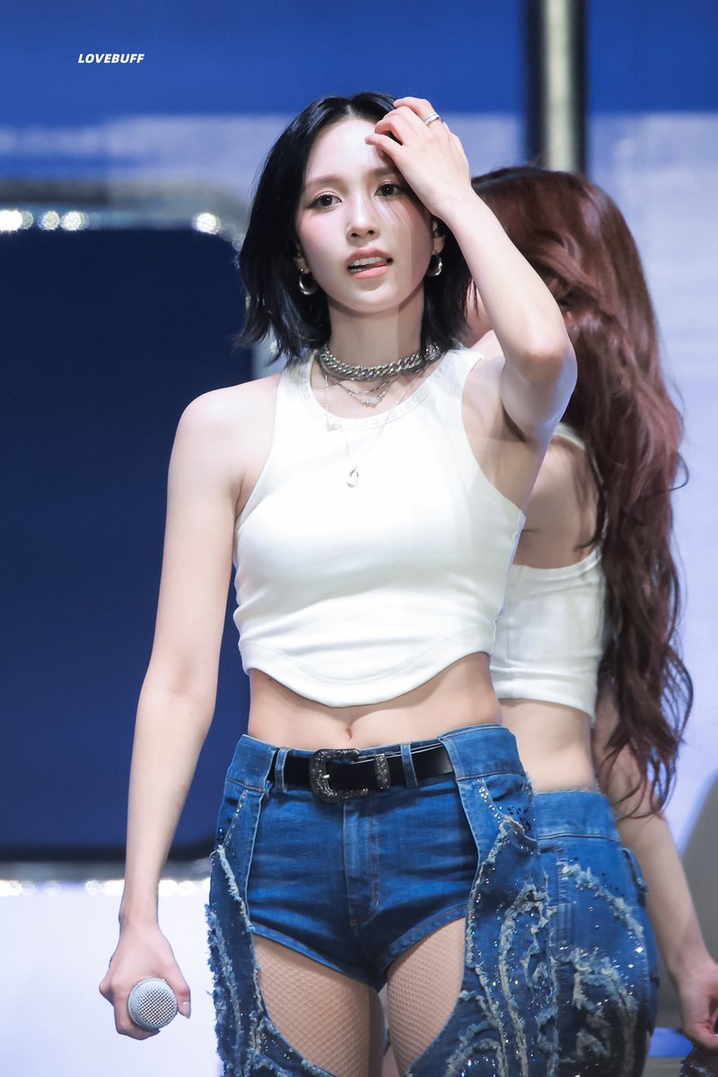 _LOVEBUFF_'s tweet image. 250802 lollapalooza

Catch! 👅！

#TWICE #트와이스 #MINA #미나 #ミナ