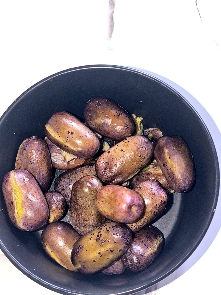 ACHENYO ! (@berrychexplace) on Twitter photo 