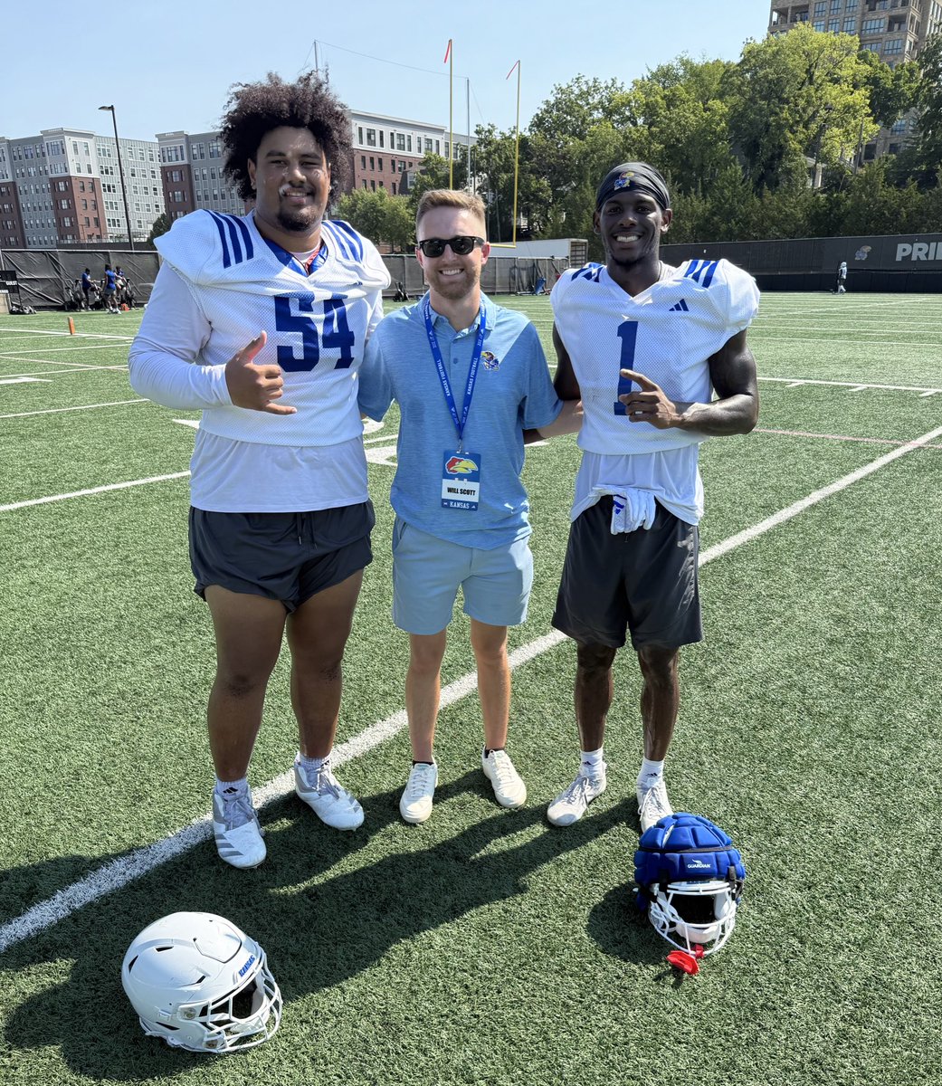 Will Scott (@willscott44) on Twitter photo Great time seeing our <a href="/KU_Football/">Kansas Football</a> players at practice today!
#RockChalk x <a href="/APSportsAgency/">A&P Sports Agency</a> Great time seeing our <a href="/KU_Football/">Kansas Football</a> players at practice today!
#RockChalk x <a href="/APSportsAgency/">A&P Sports Agency</a>