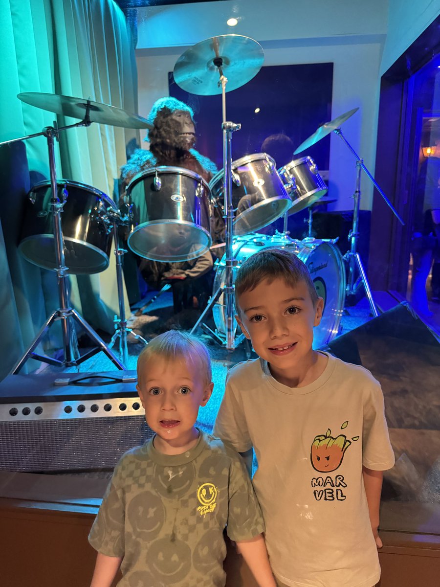 Mrs Lloyd (@assistantheaduk) on Twitter photo Absolutely brilliant birthday with the boys at <a href="/CadburyWorld/">Cadbury World</a> - we ate chocolate, played games and saw their favourite Cadbury Gorilla #day15 #summerholidays #familytime Absolutely brilliant birthday with the boys at <a href="/CadburyWorld/">Cadbury World</a> - we ate chocolate, played games and saw their favourite Cadbury Gorilla #day15 #summerholidays #familytime