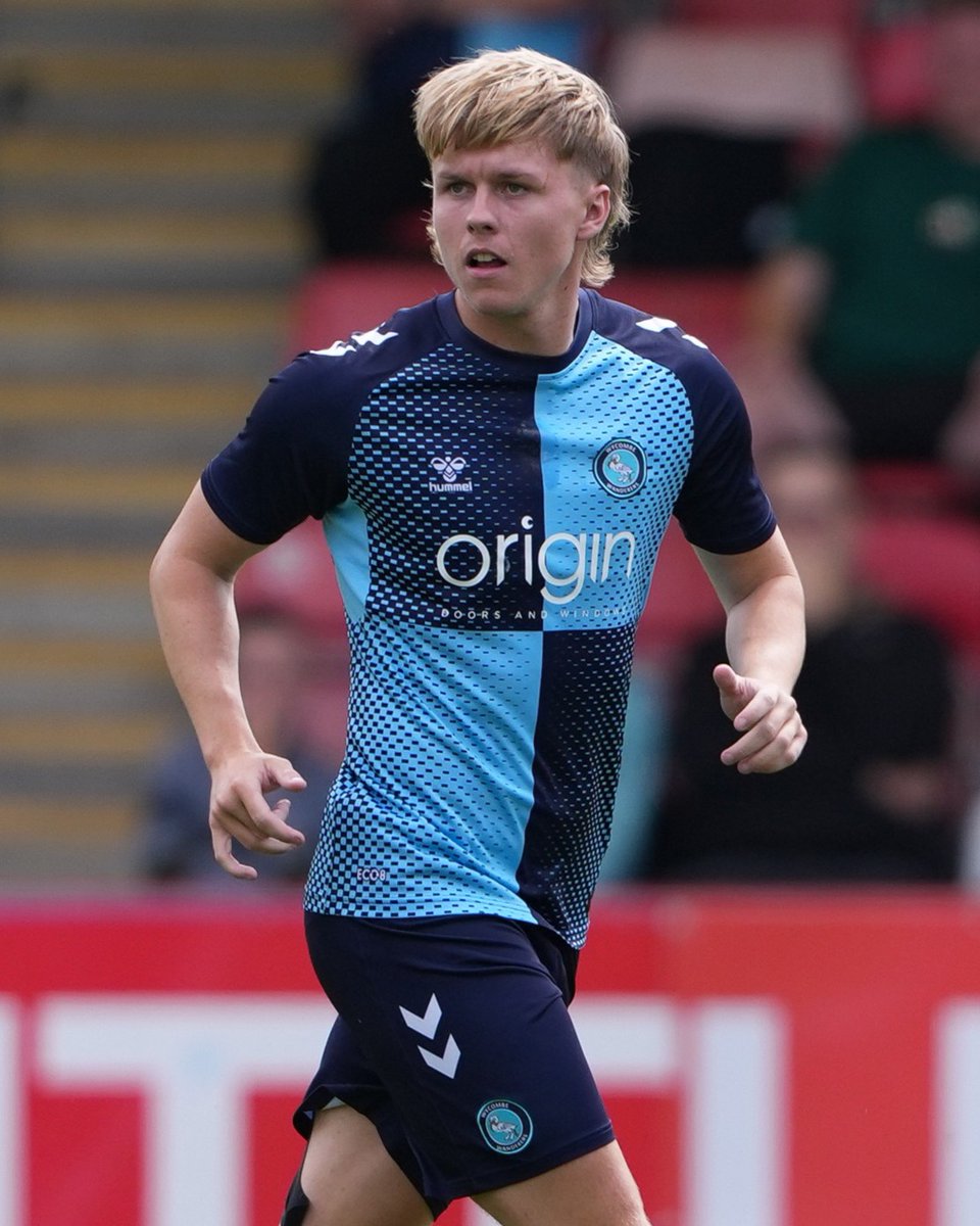 wwfcofficial's tweet image. Good luck to James Berry, who returns to former club Chesterfield on a season-long loan.