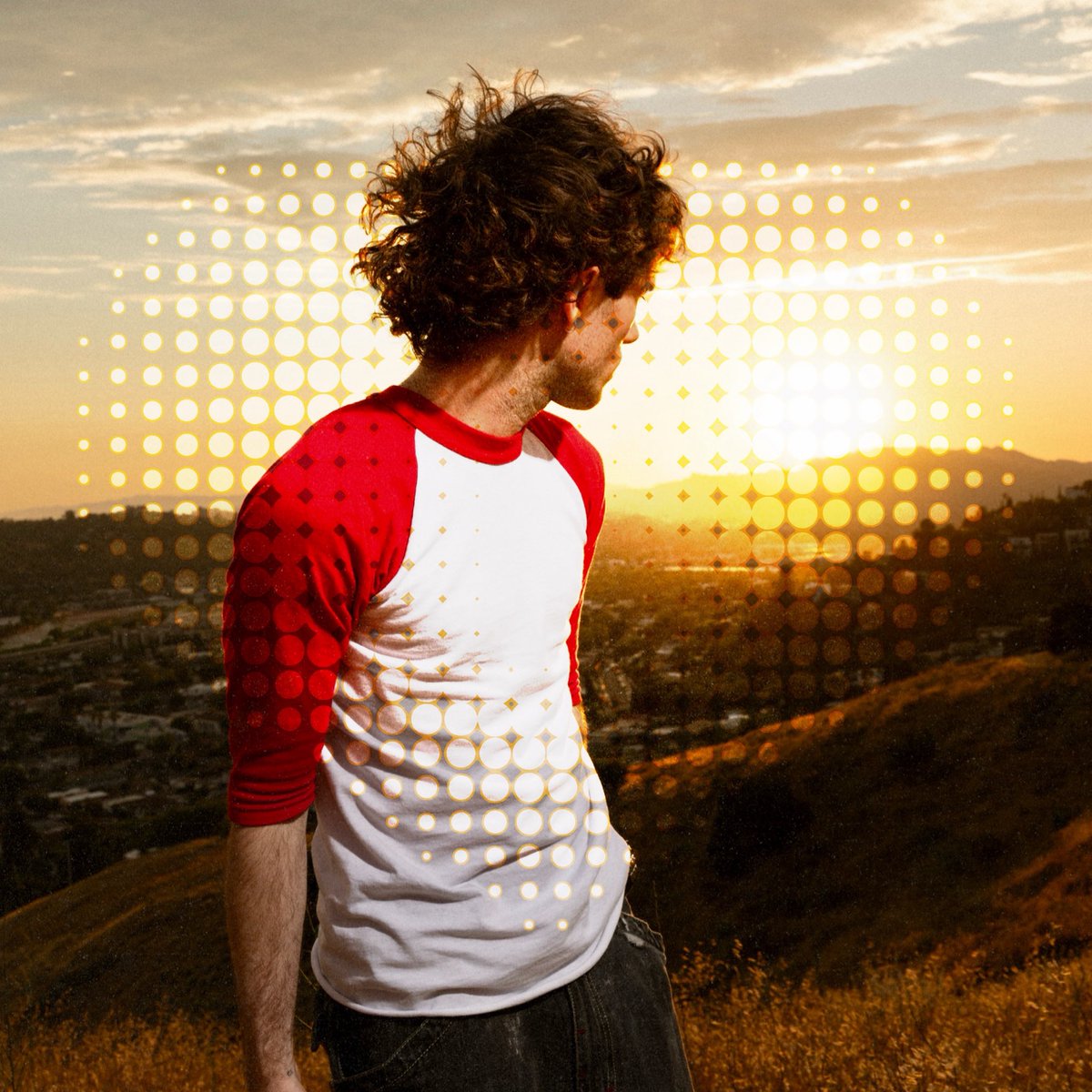 rouri404 tweet media