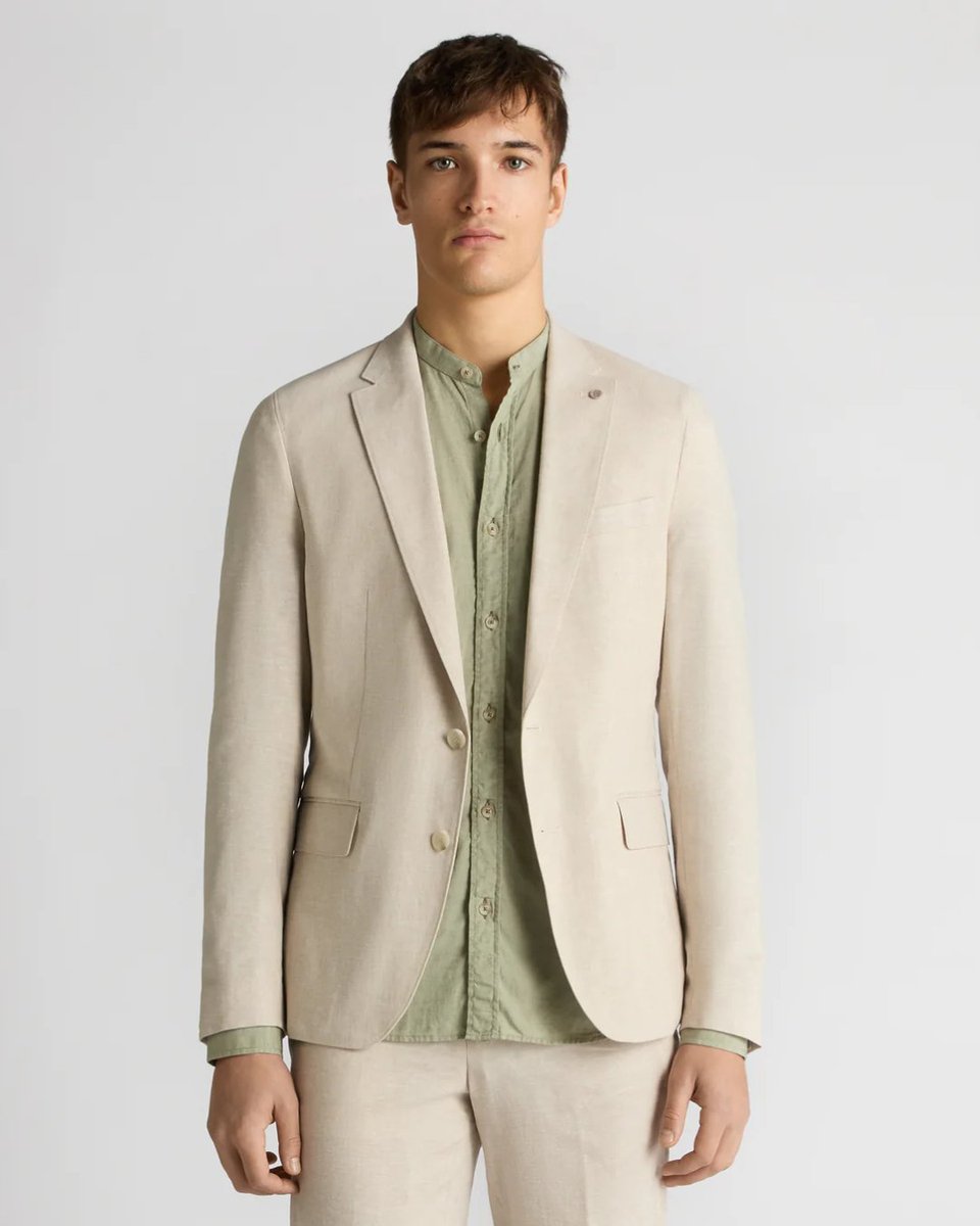 Up to 50% off! That's right, our final reductions are live so now is the time to shop. 

remusuomo.com/collections/su…