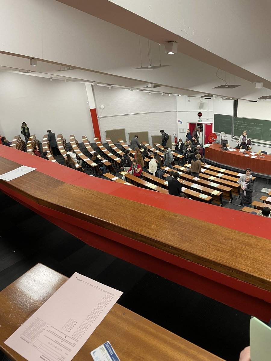 SamLaMenace 📗 tweet media