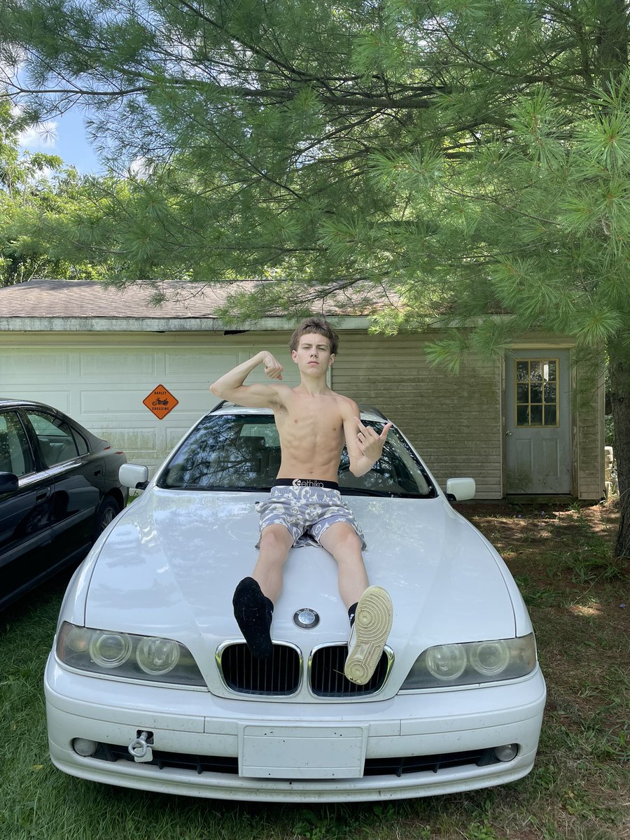 gerardbank2474's tweet photo. up early today, let’s do some morning drains 😈 DMs are open bet leakin losers. 😵‍💫

#findom https://t.co/ITvACYp0nS